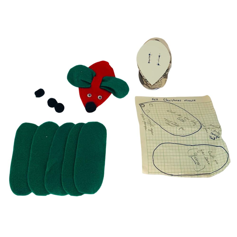 Felt Christmas Mouse Pattern Kit Red Green Paper Decorations No Sew Bee Vintage
